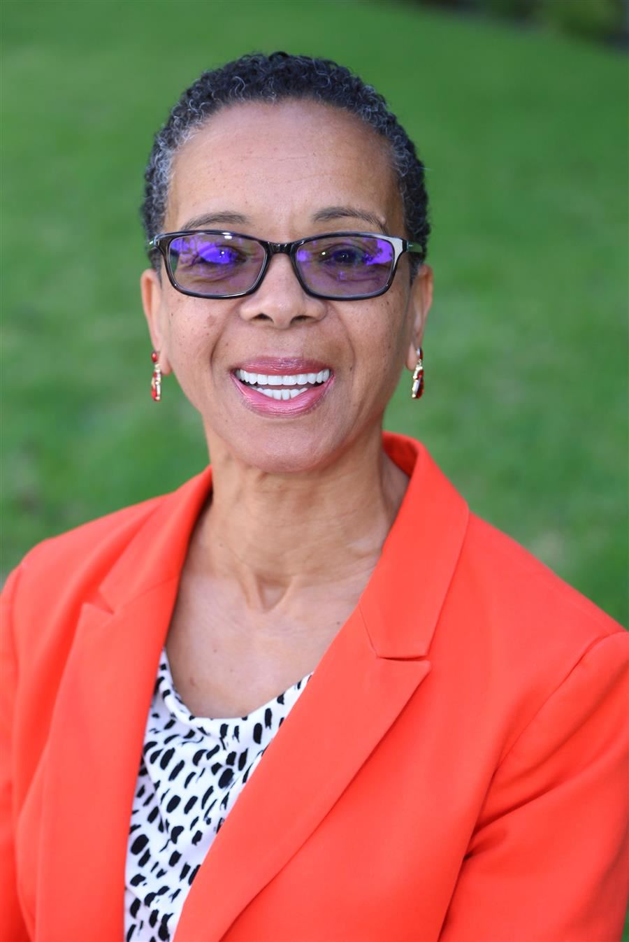 Saundra Sparks